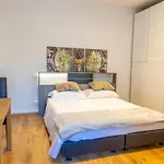 Alexandra's House Apartment
