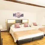 Alexandra's House Apartment