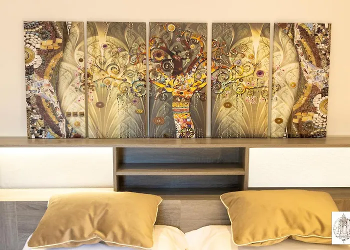 Alexandra's House アパート