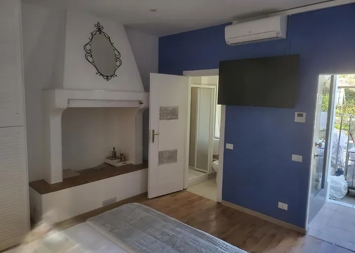 Alexandra's House アパート