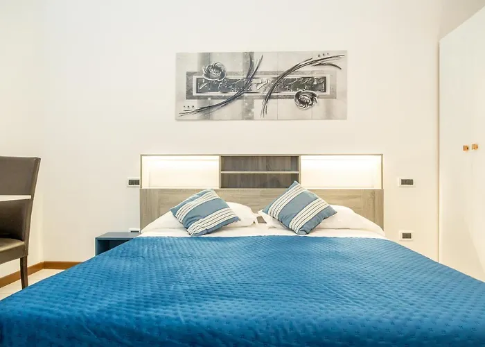 Alexandra's House アパート