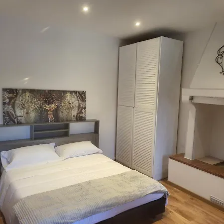 Alexandra's House Apartment